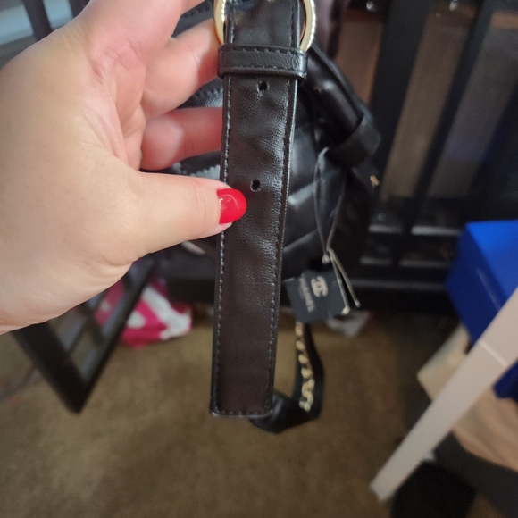 Purses - Picture 9 of 11